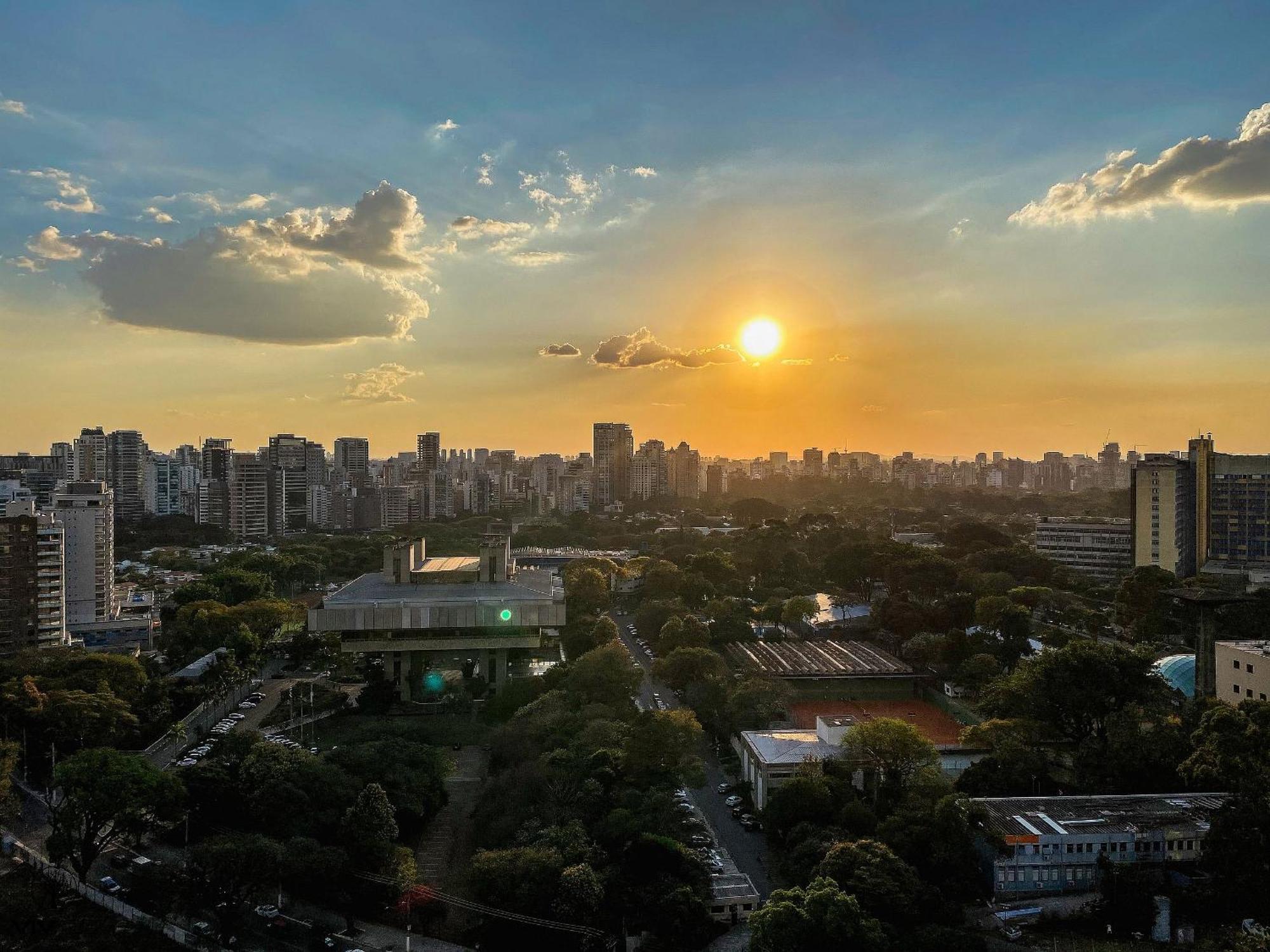 Palazzo Ibirapuera - Px Ao Aeroporto Congonhas * São Paulo